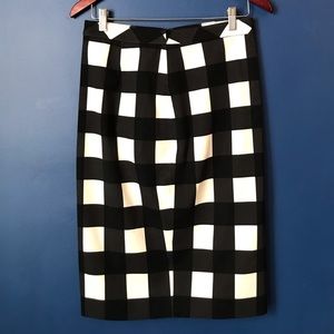 Banana Republic Black and White Checkerboard Pencil Skirt Size 4